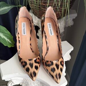 Steve Madden Animal Print Patent Leather Heels👠